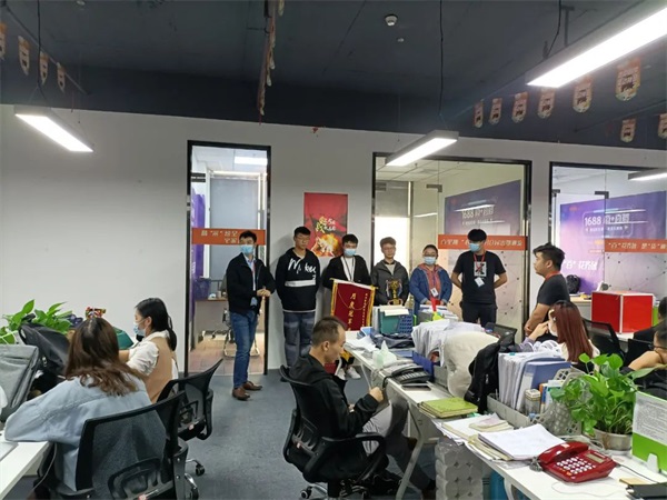 10-¿½±´.jpg 10-¿½±´.jpg