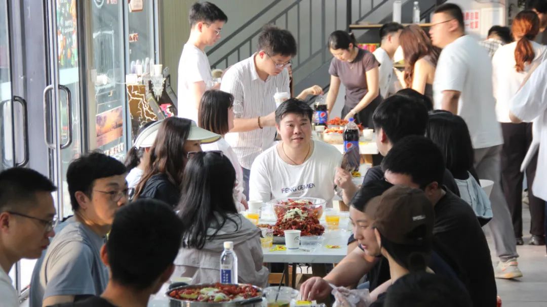 31_1080 �� 607_97.8 KB.jpg