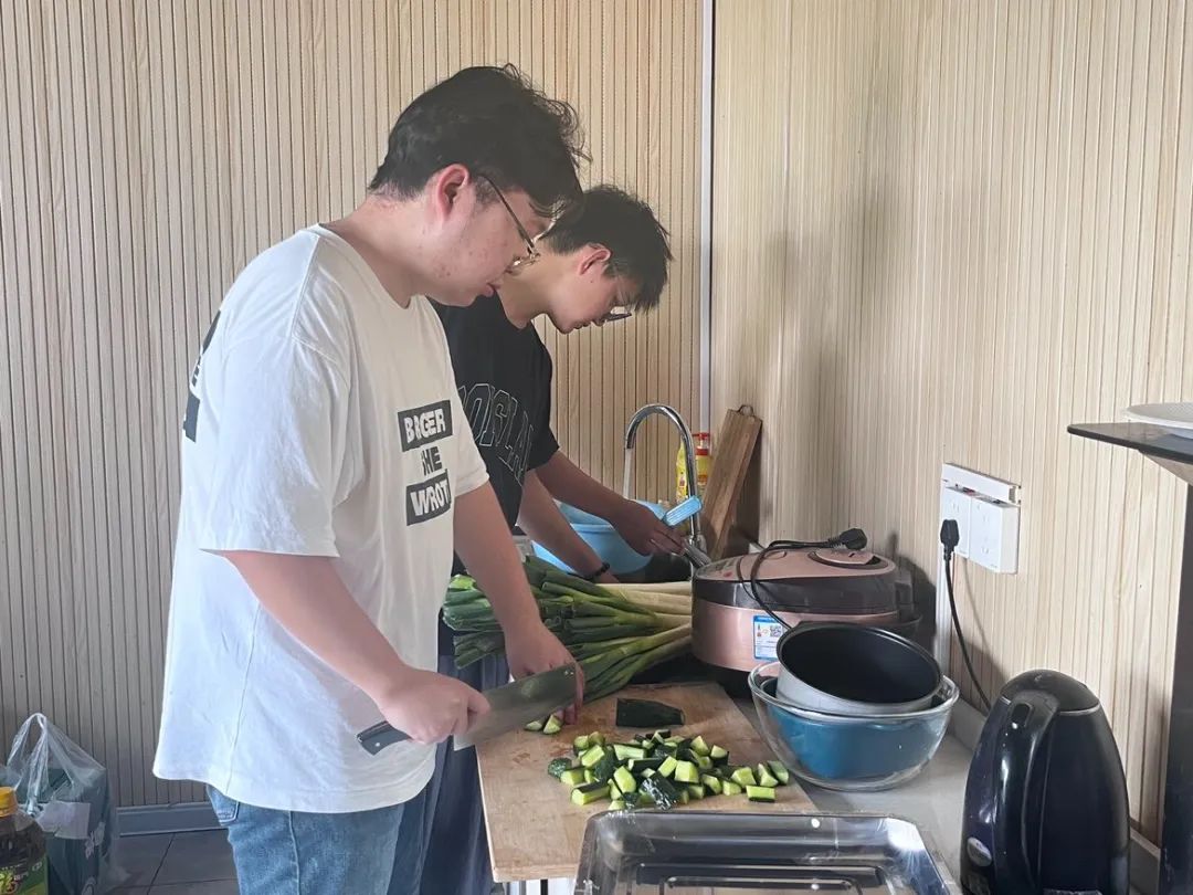 27_1080 �� 810_138 KB.jpg