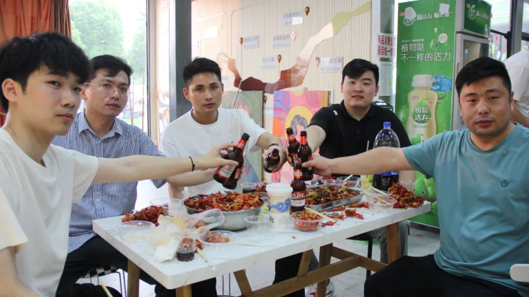 29_1080 �� 607_98 KB.jpg